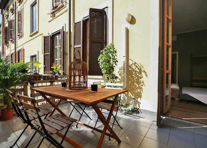 Elegant Sempione Apartment